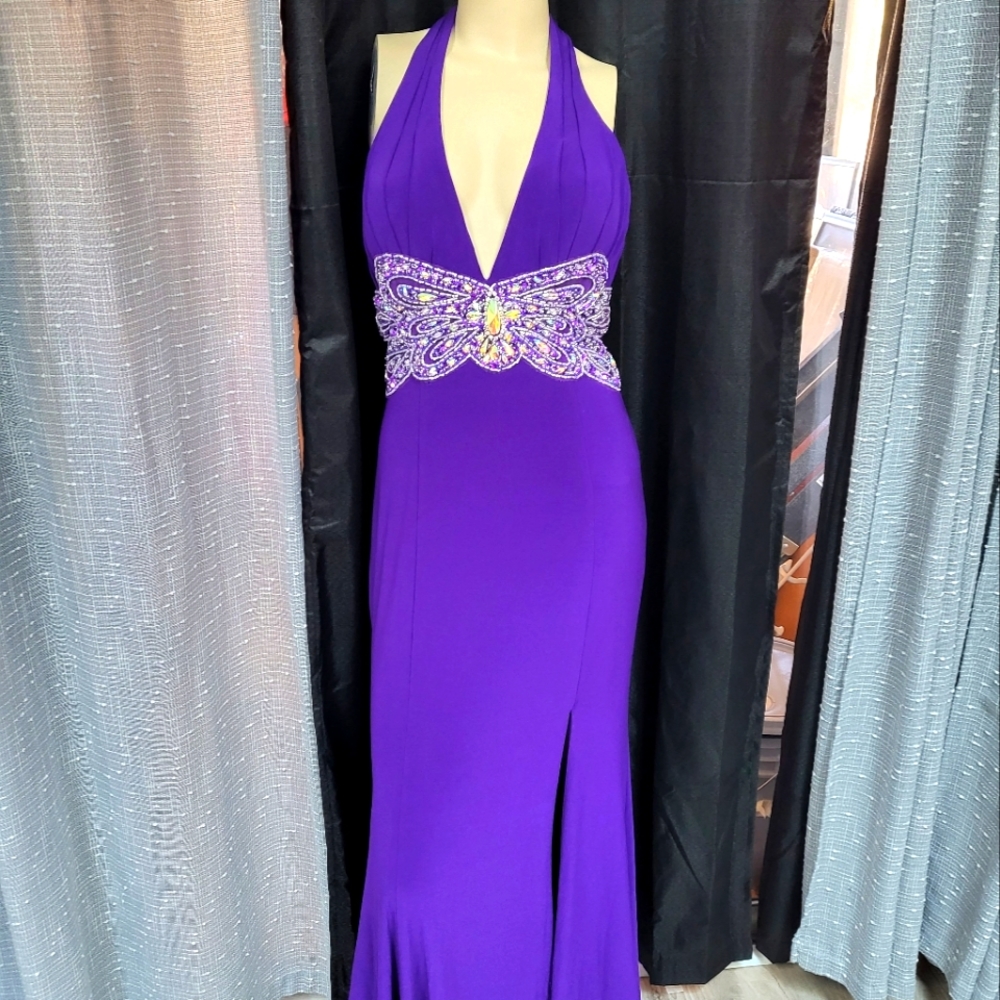 Extreme brand, Size 6, prom dress, purple